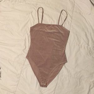 Mauve velvet body suit EUC